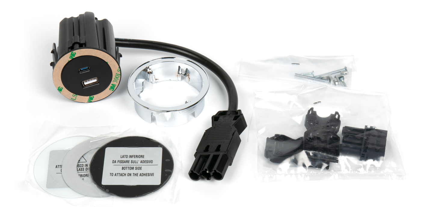 Блок розеток VersaDot (USB Charger A+C), кабель 2 м с разборной вилкой, кольцо черное, белое, нерж.сталь