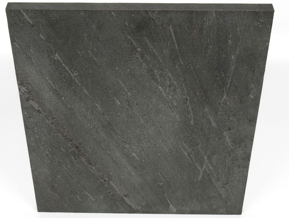 Каменный шпон Platinium Black (HongKong), толщиной 1мм 0,61*1,22, fabric back